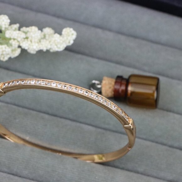 Elegant Rose Gold Bangle with Sparkling Stone Line Detailing, XPBL0441 - Picture 12 of 12